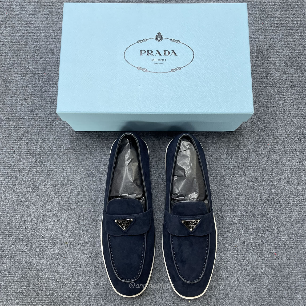 Prada Logo Suede Loafers (5) - www.newkick.vip Prada Logo Suede Loafers (5) - www.newkick.vip