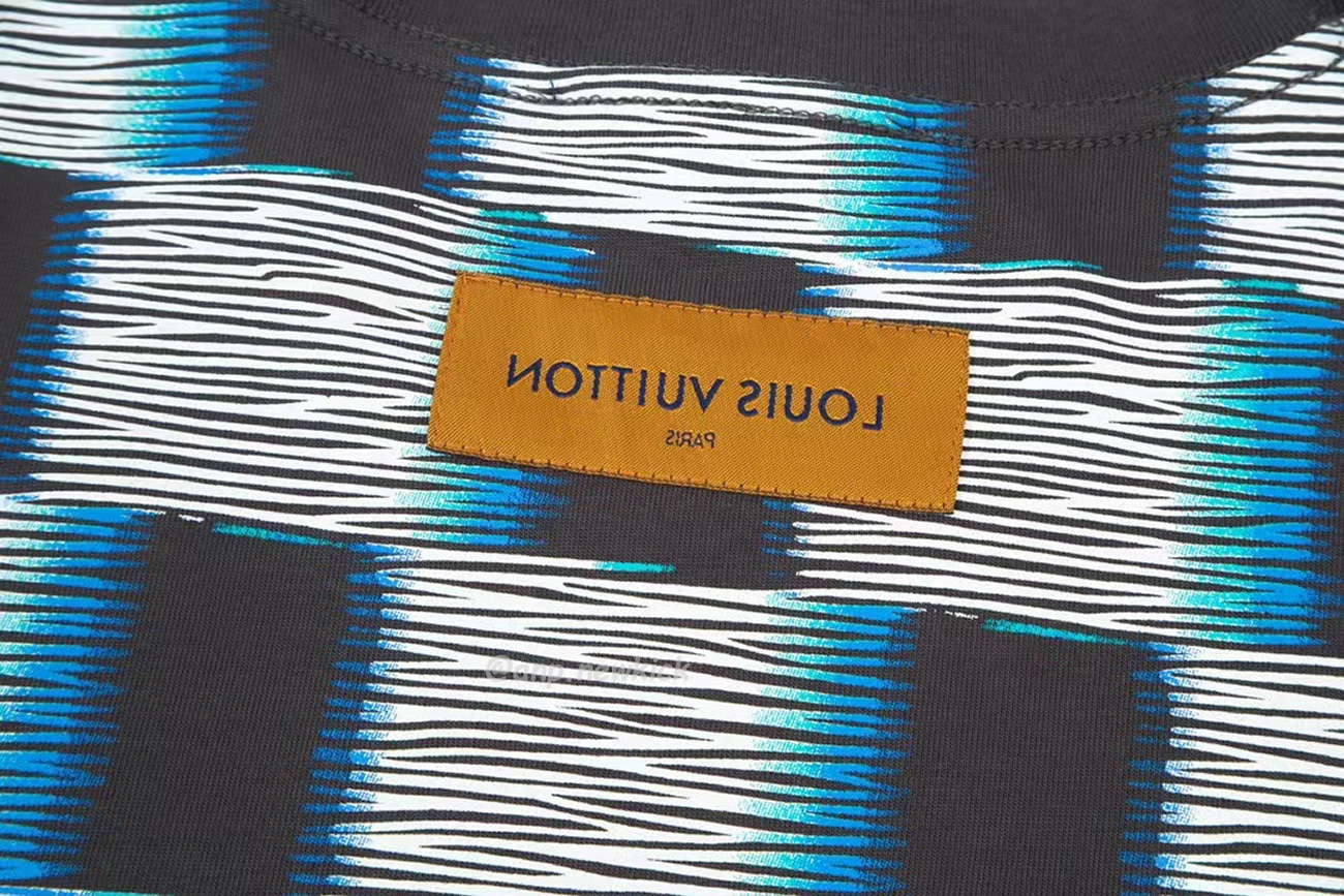 Louis Vuitton Round Necked Checkerboard T Shirt (26) - www.newkick.vip Louis Vuitton Round Necked Checkerboard T Shirt (26) - www.newkick.vip