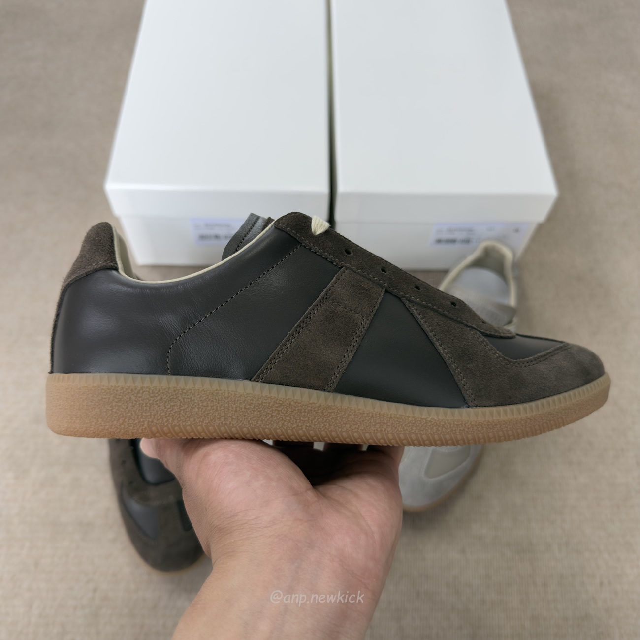 Maison Margiela Replica Ghost Grey Dark Brown S57ws0236 P1895 T8147 (7) - www.newkick.vip Maison Margiela Replica Ghost Grey Dark Brown S57ws0236 P1895 T8147 (7) - www.newkick.vip