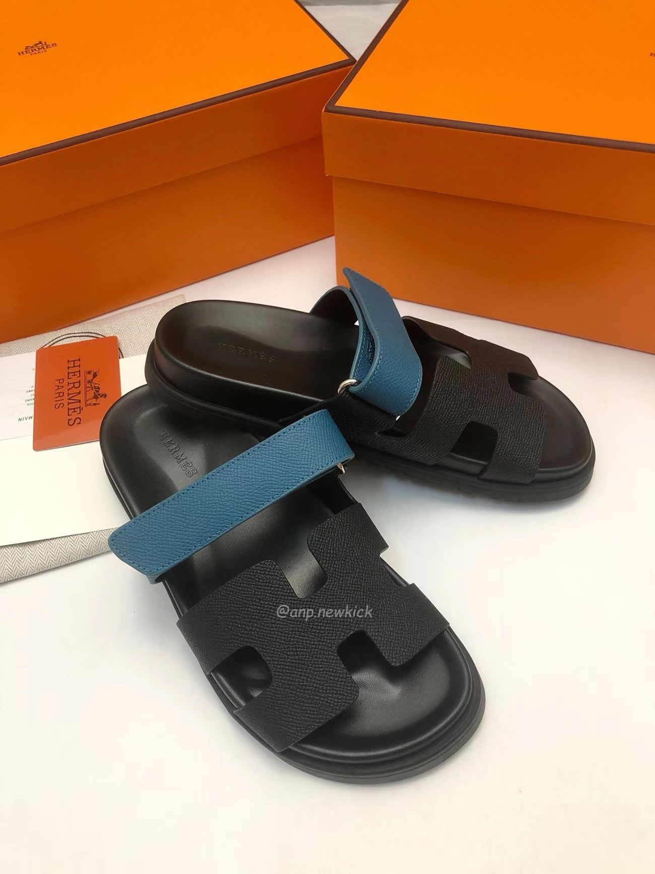 Hermes Chypre Sandal Noir Bleu Celeste (4) - www.newkick.vip Hermes Chypre Sandal Noir Bleu Celeste (4) - www.newkick.vip