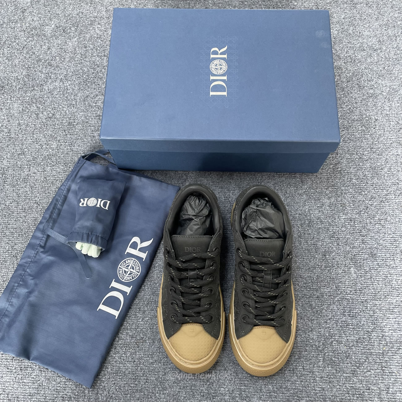 Dior X Stone Island B33 2024 Sneaker (6) - www.newkick.vip
