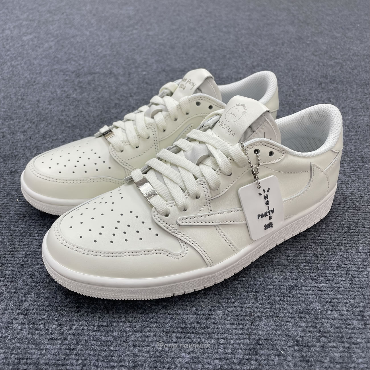 Air Jordan 1 Retro Low Og Sp Travis Scott Michael Rubin White Party Td1228 111 (2) - www.newkick.vip Air Jordan 1 Retro Low Og Sp Travis Scott Michael Rubin White Party Td1228 111 (2) - www.newkick.vip