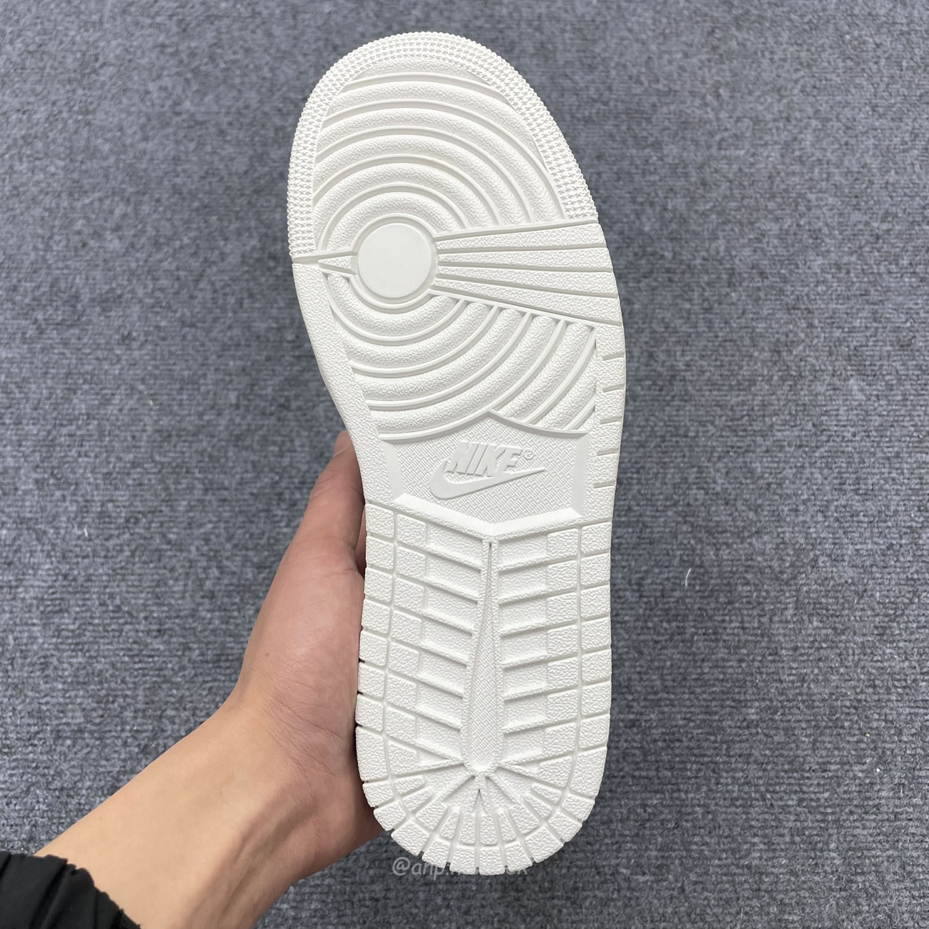 Air Jordan 1 Retro Low Og Sp Travis Scott Michael Rubin White Party Td1228 111 (6) - www.newkick.vip Air Jordan 1 Retro Low Og Sp Travis Scott Michael Rubin White Party Td1228 111 (6) - www.newkick.vip