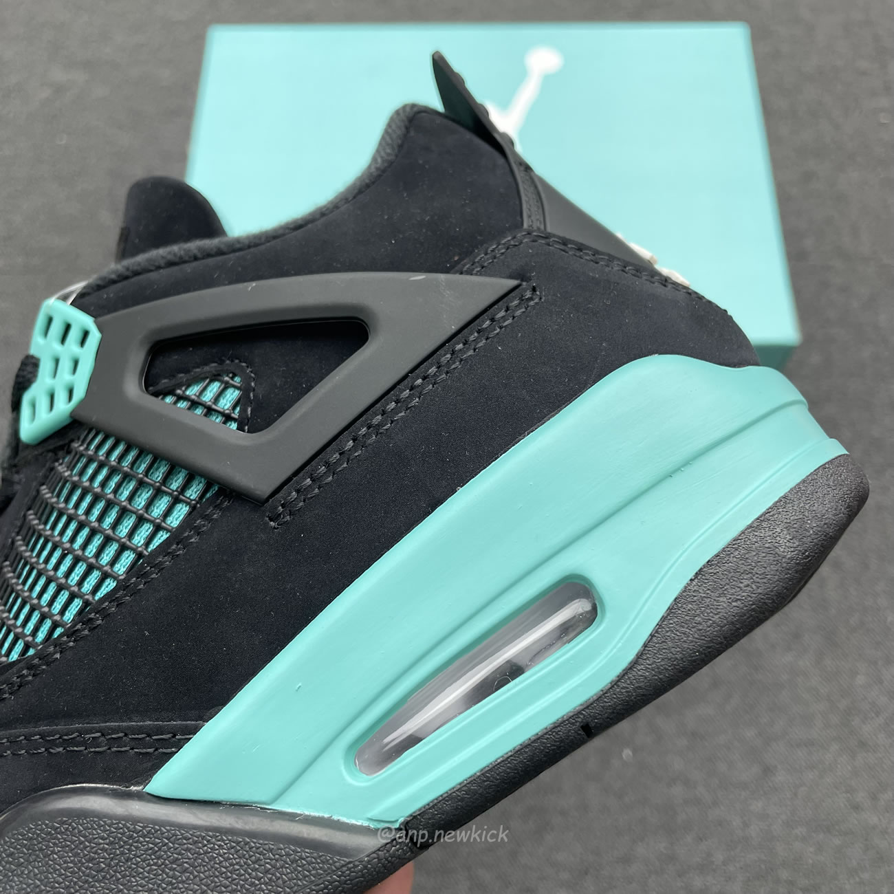Air Jordan 4 Retro Tiffany Black Green (2) - www.newkick.vip Air Jordan 4 Retro Tiffany Black Green (2) - www.newkick.vip