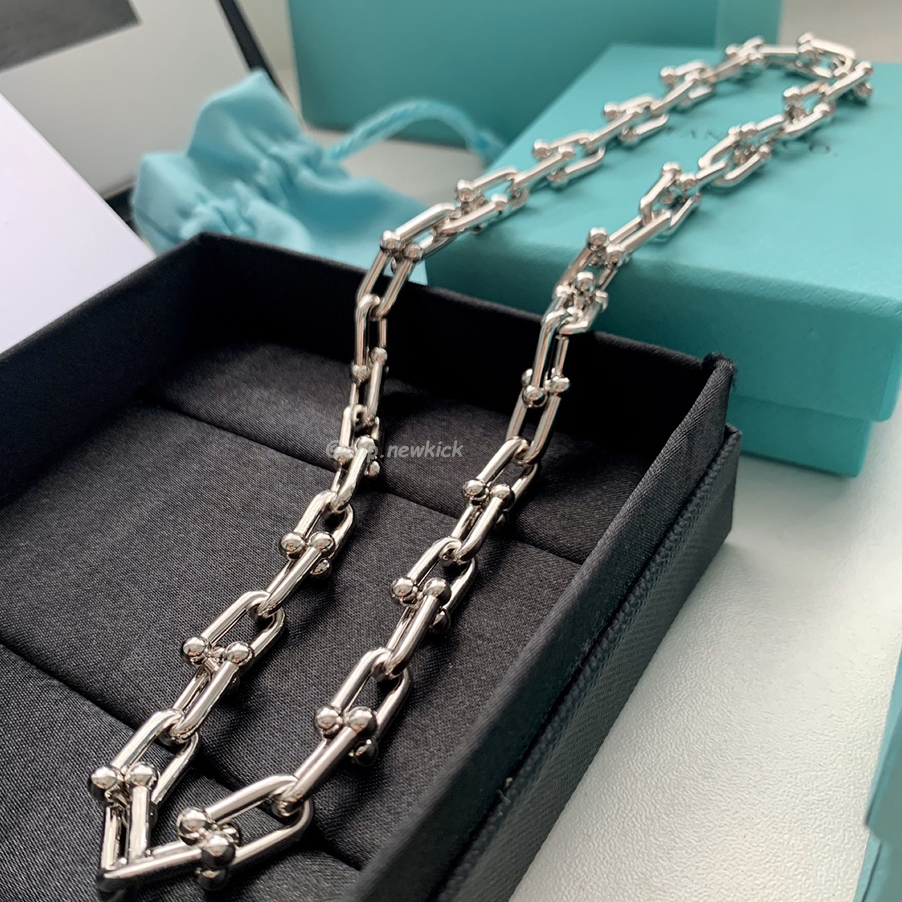 Tiffany Hardwear Gold Coarse Gradient Buckle Chain Necklace (1) - www.newkick.vip