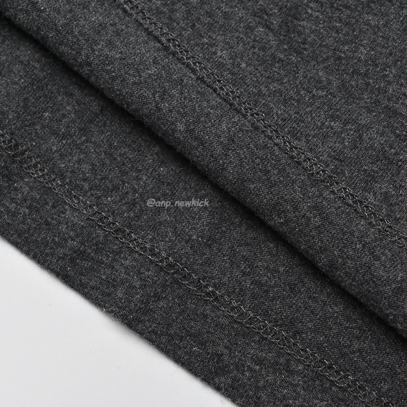 Loewe 24ss Two Tone Embroidered Logo Dark Gray Short Sleeved T Shirt (4) - www.newkick.vip Loewe 24ss Two Tone Embroidered Logo Dark Gray Short Sleeved T Shirt (4) - www.newkick.vip