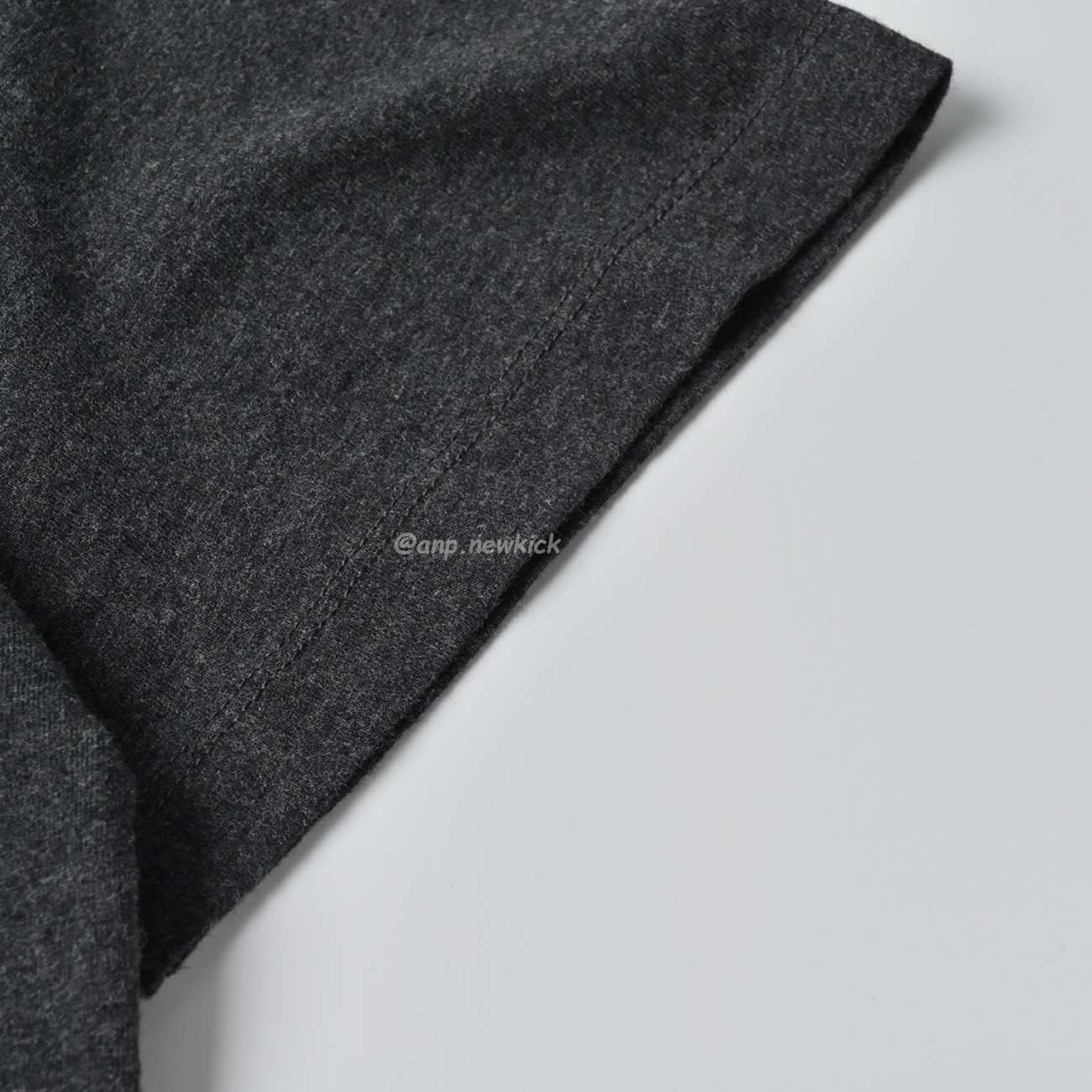 Loewe 24ss Two Tone Embroidered Logo Dark Gray Short Sleeved T Shirt (5) - www.newkick.vip Loewe 24ss Two Tone Embroidered Logo Dark Gray Short Sleeved T Shirt (5) - www.newkick.vip