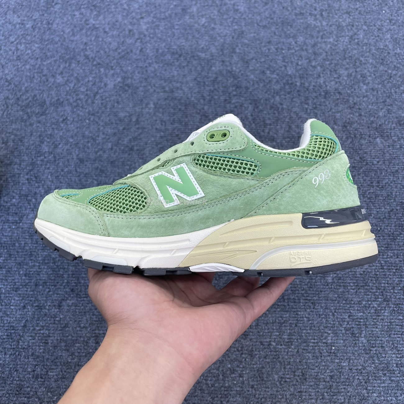 New Balance 993 Miusa Teddy Santis Chive U993gw (7) - www.newkick.vip New Balance 993 Miusa Teddy Santis Chive U993gw (7) - www.newkick.vip