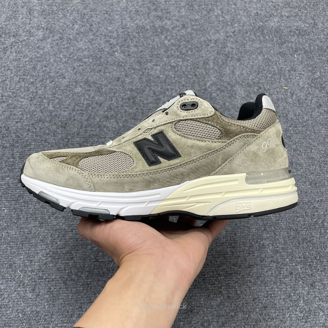 New Balance 993 Miusa Jjjjound Military Urban Grey Angora U993jj (3) - www.newkick.vip