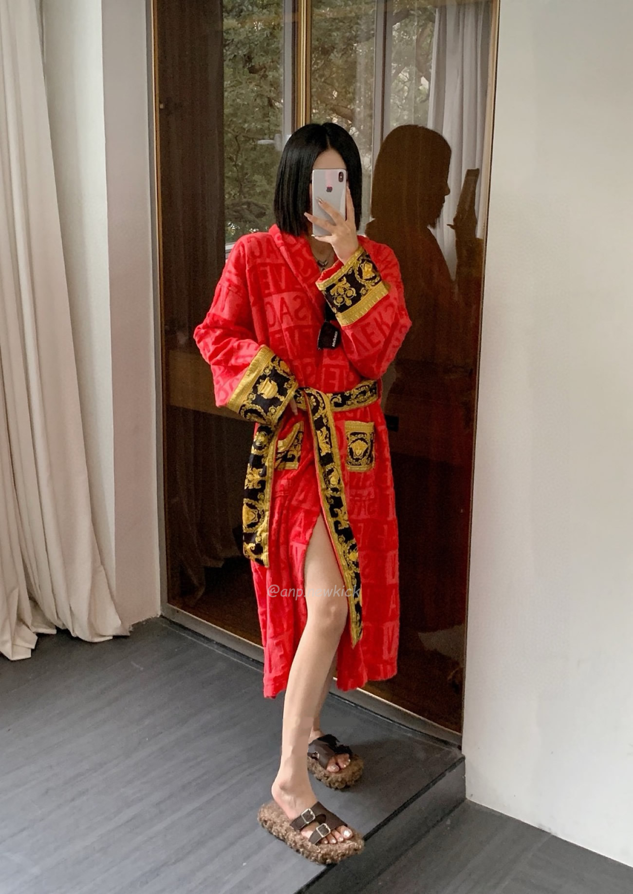 Versace Baroque Logo Jacquard Cotton Bathrobe (15) - www.newkick.vip Versace Baroque Logo Jacquard Cotton Bathrobe (15) - www.newkick.vip