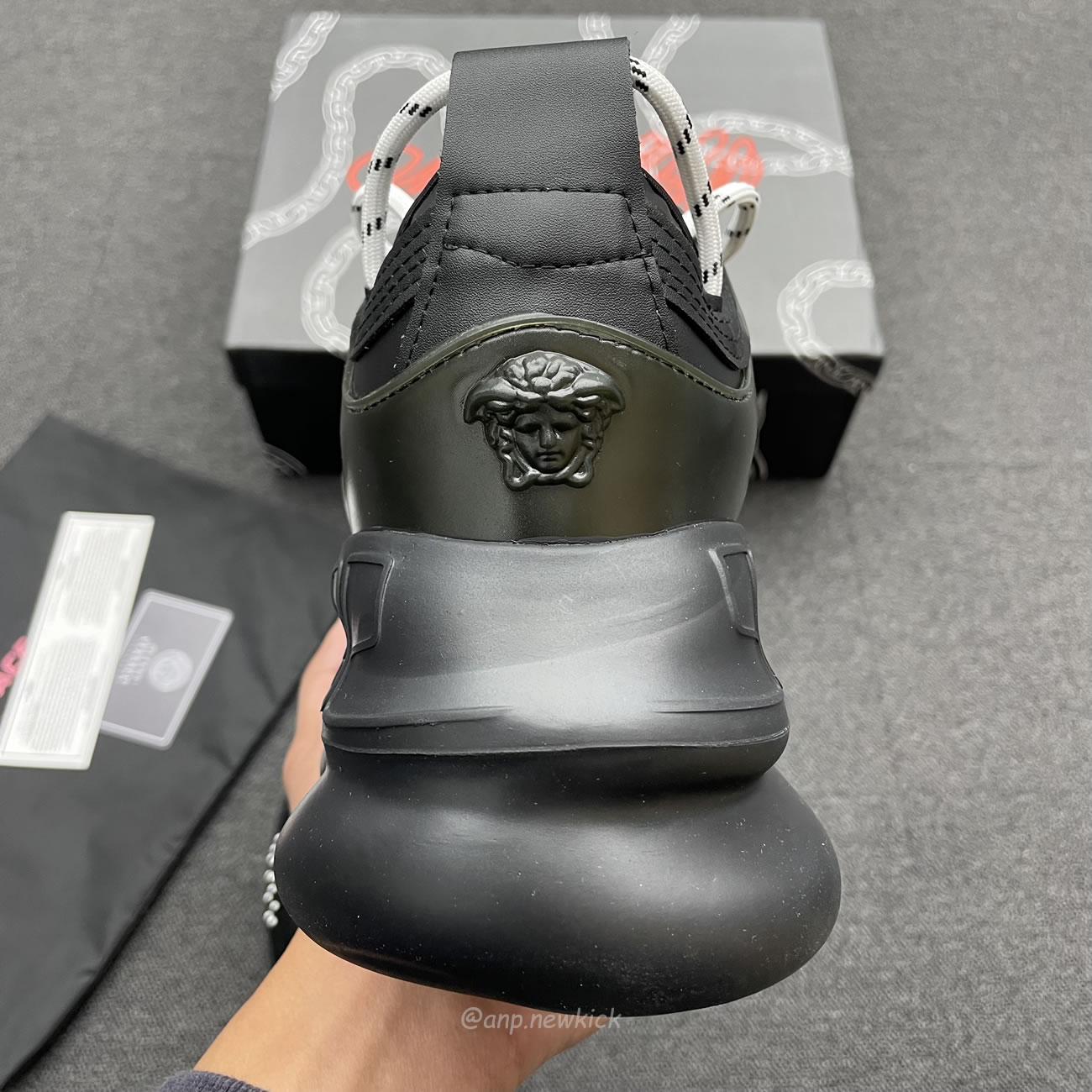 Versace Chain Reaction Sneaker (7) - www.newkick.vip