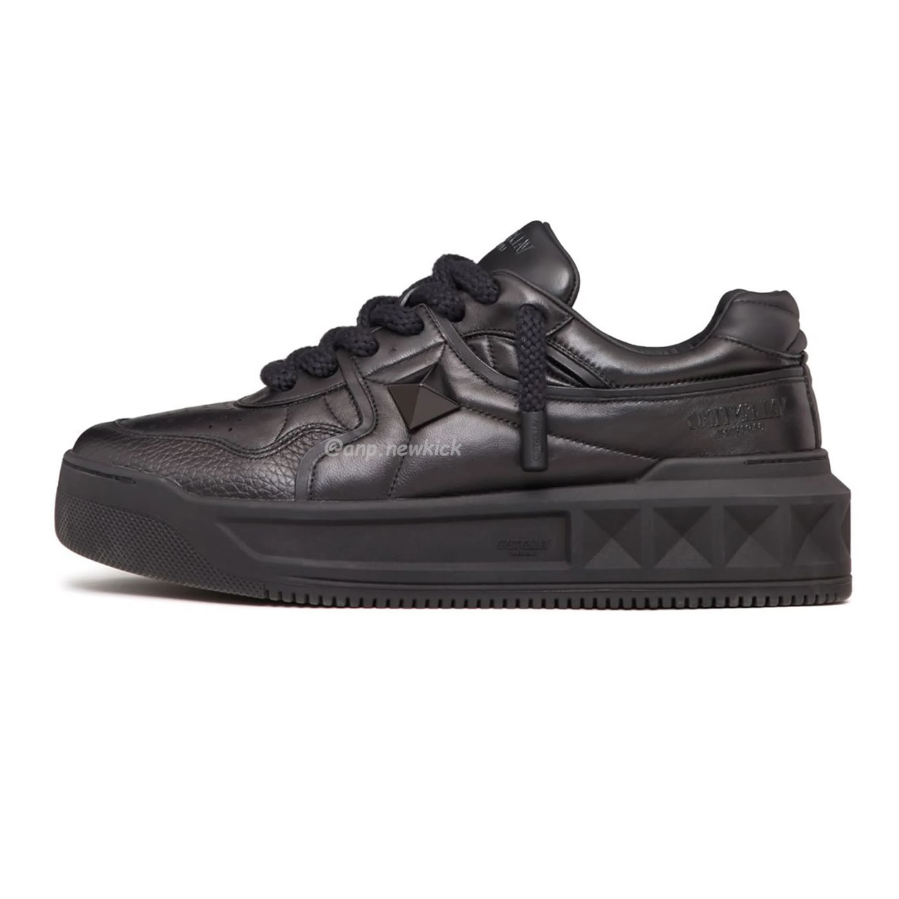 Valentino Garavani One Stud Mens Sneakers (1) - www.newkick.vip