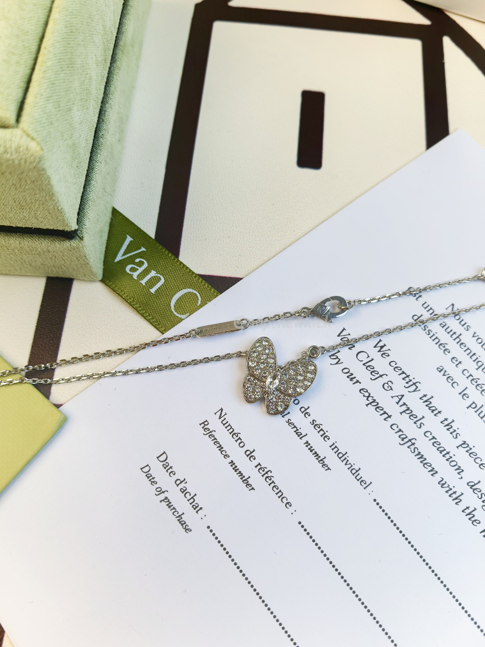 Van Cleef Arpels Full Diamond Clover Necklace (8) - www.newkick.vip Van Cleef Arpels Full Diamond Clover Necklace (8) - www.newkick.vip