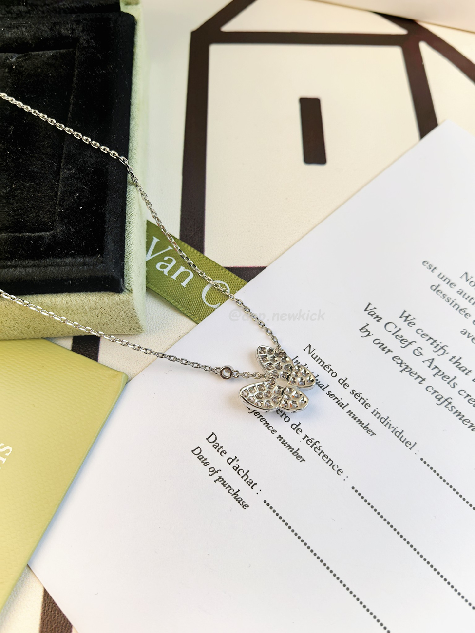Van Cleef Arpels Full Diamond Clover Necklace (9) - www.newkick.vip Van Cleef Arpels Full Diamond Clover Necklace (9) - www.newkick.vip