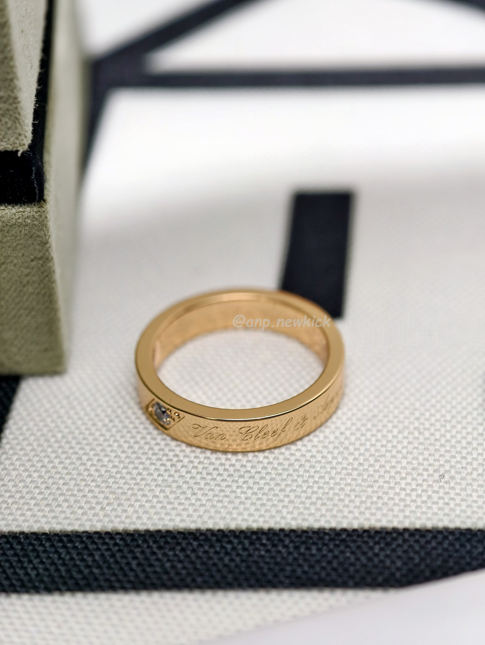 Vintage Alhambra Ring (8) - www.newkick.vip Vintage Alhambra Ring (8) - www.newkick.vip