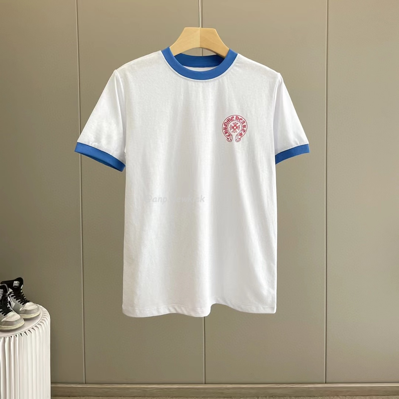 Chrome Hearts Horseshoe Logo Vintage White Short Sleeve Tee (4) - www.newkick.vip Chrome Hearts Horseshoe Logo Vintage White Short Sleeve Tee (4) - www.newkick.vip