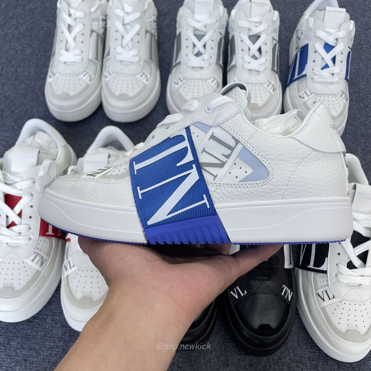 Valentino Garavani Vl7n Sneaker Low Top White Black Grey Red Blue Ys0c58wrq 24p (13) - www.newkick.vip