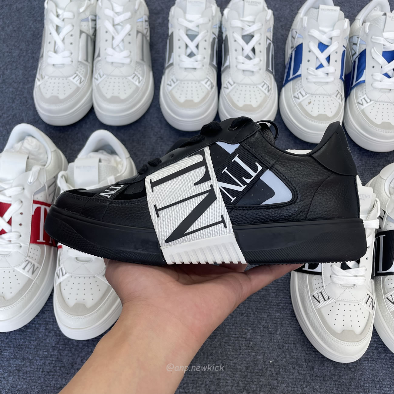 Valentino Garavani Vl7n Sneaker Low Top White Black Grey Red Blue Ys0c58wrq 24p (14) - www.newkick.vip