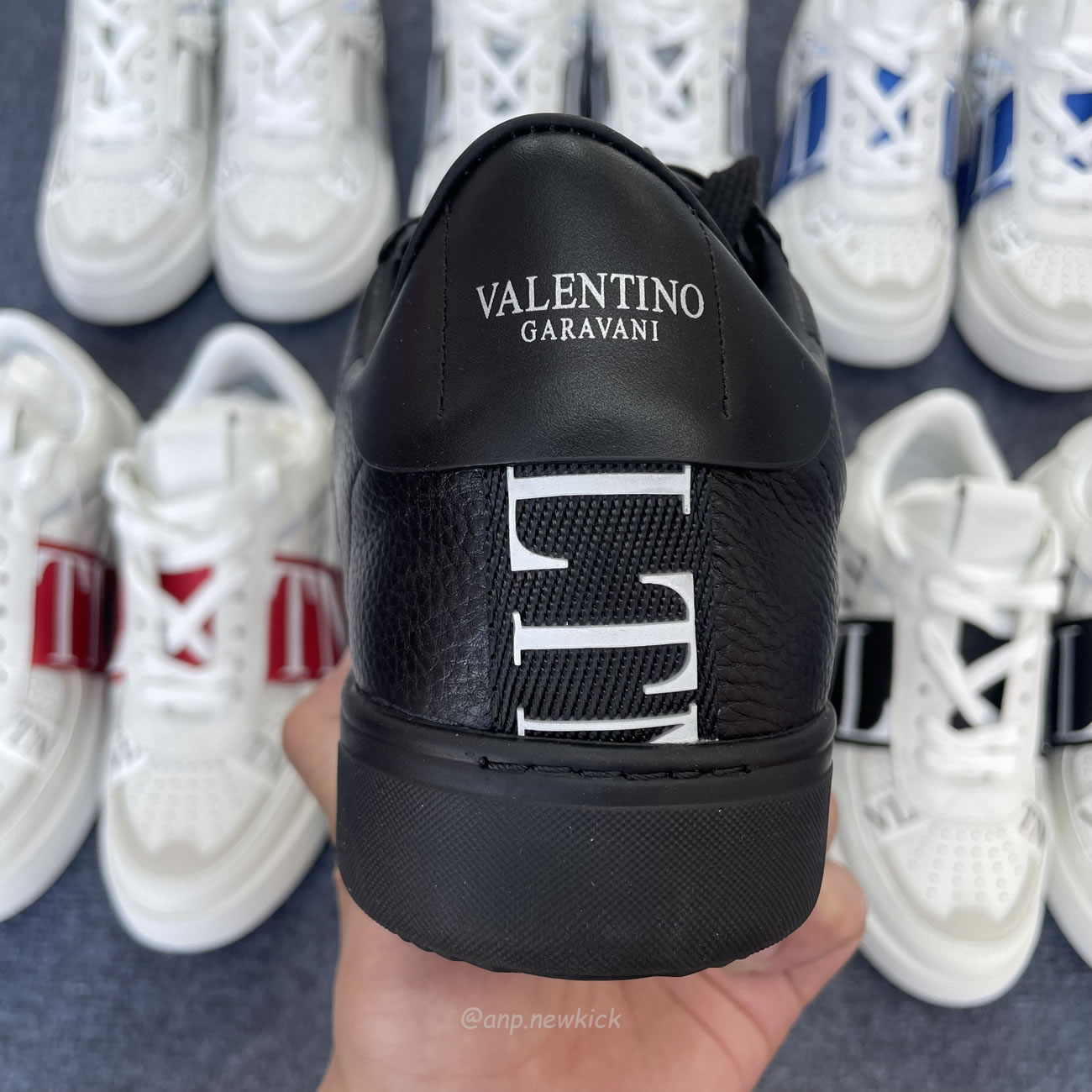 Valentino Garavani Vl7n Sneaker Low Top White Black Grey Red Blue Ys0c58wrq 24p (19) - www.newkick.vip