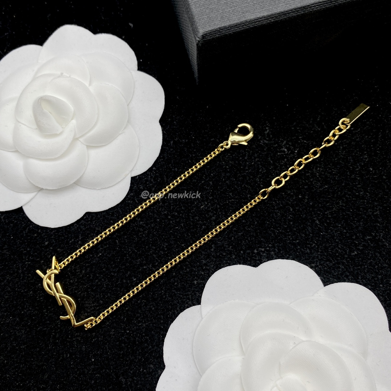 Saint Laurent Necklace Bracelet Suit (5) - www.newkick.vip Saint Laurent Necklace Bracelet Suit (5) - www.newkick.vip