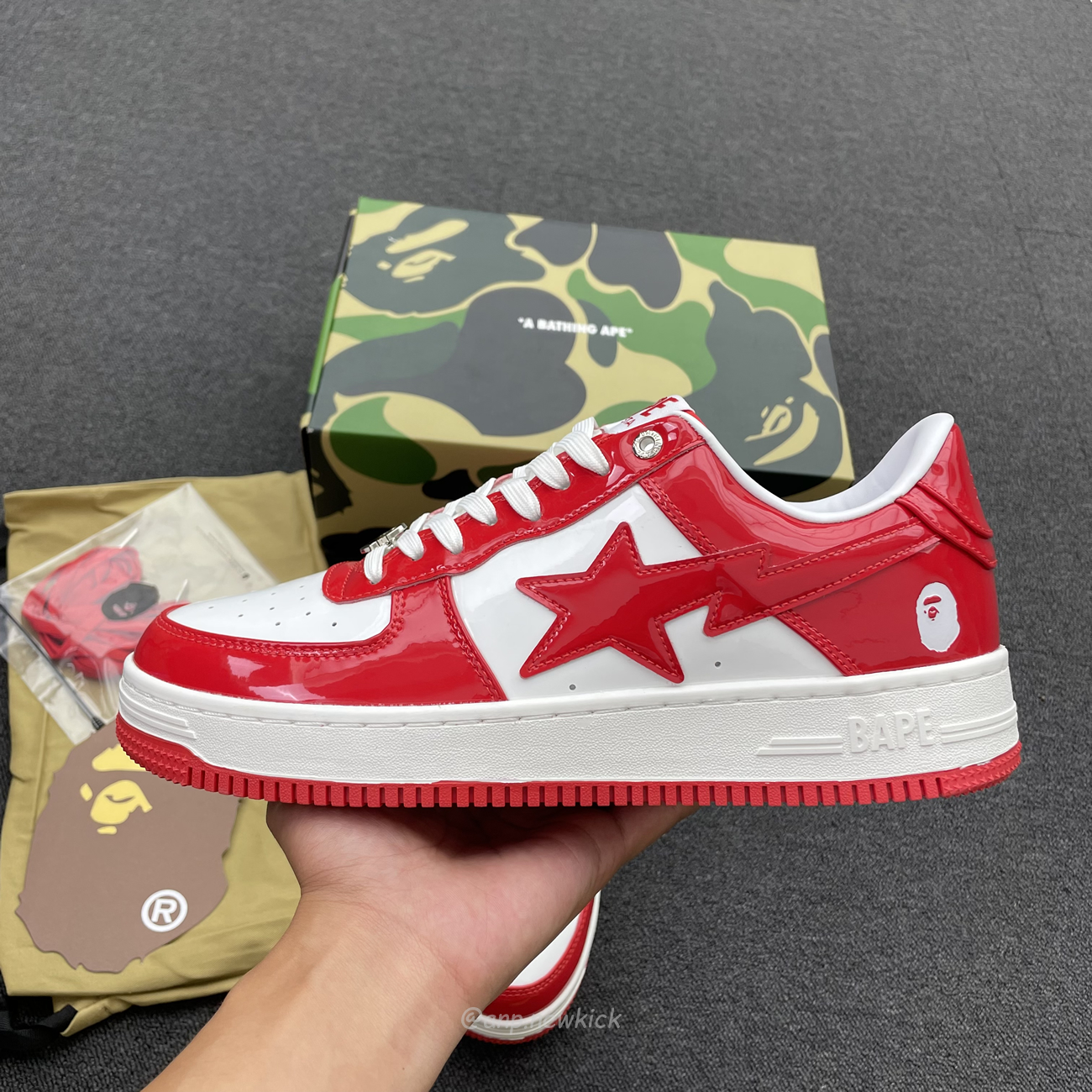 A Bathing Ape Bape Sta Patent Leather White Red 1i70 291 021 (2) - www.newkick.vip