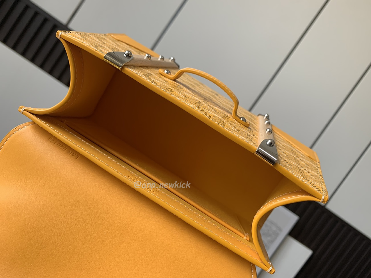 Goyard Saigon Bag Wooden Handle (18) - www.newkick.vip