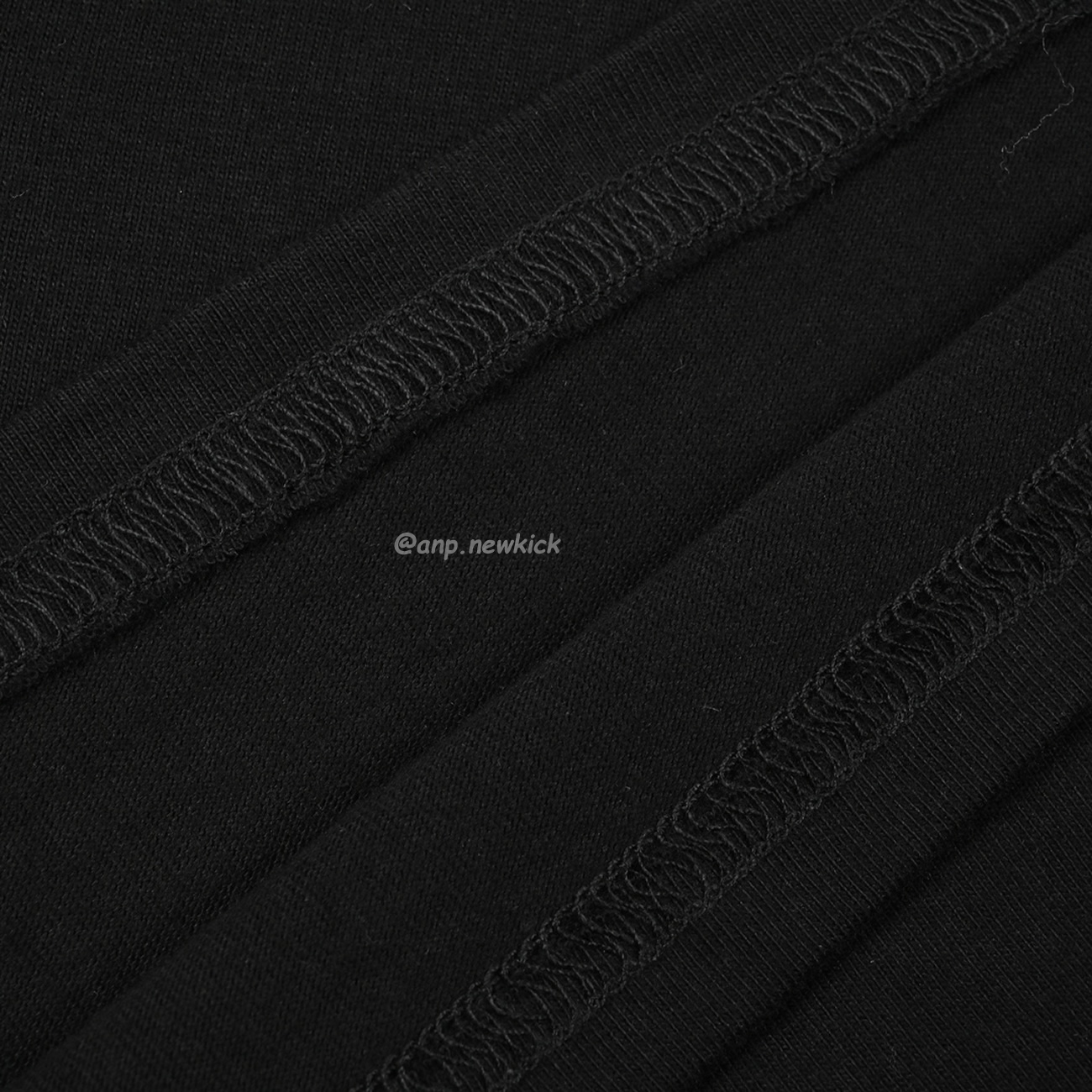 Prada Raised Logo Round Neck T Shirt (6) - www.newkick.vip Prada Raised Logo Round Neck T Shirt (6) - www.newkick.vip