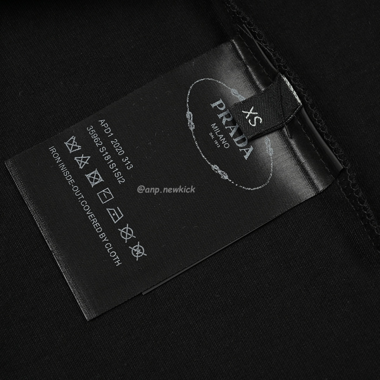 Prada Raised Logo Round Neck T Shirt (4) - www.newkick.vip