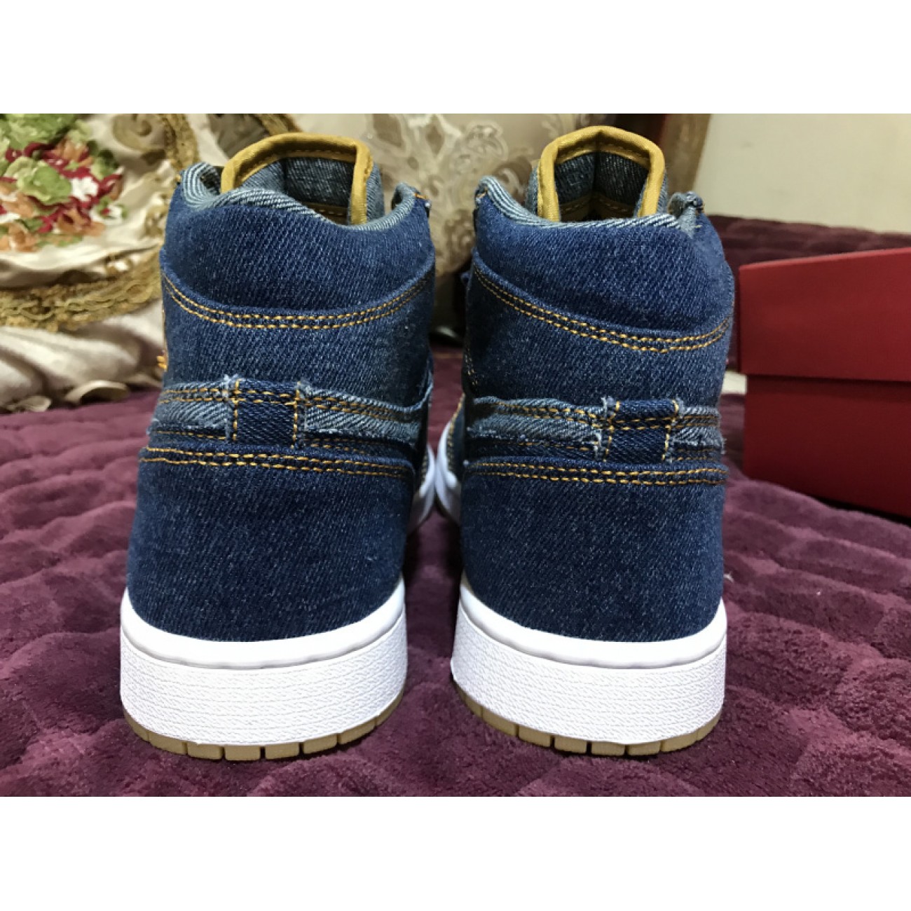 Levis x Air Jordan 1 AJ1 AO2571-401