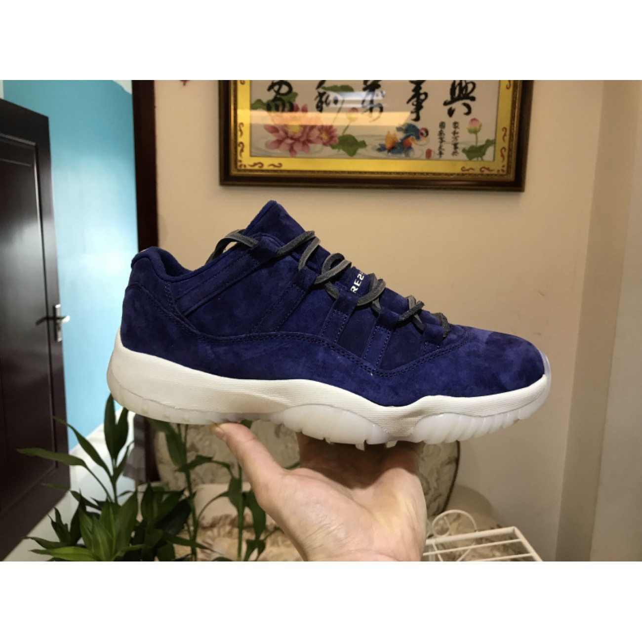 Air Jordan 11 Low x RE2PECT Derek AJ11 AV2187-441