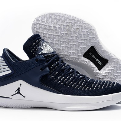 Air Jordan 32 XXXII Low White/Deep Blue