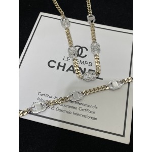 CHANEL Pre-Owned  CC Diamond pendant necklace