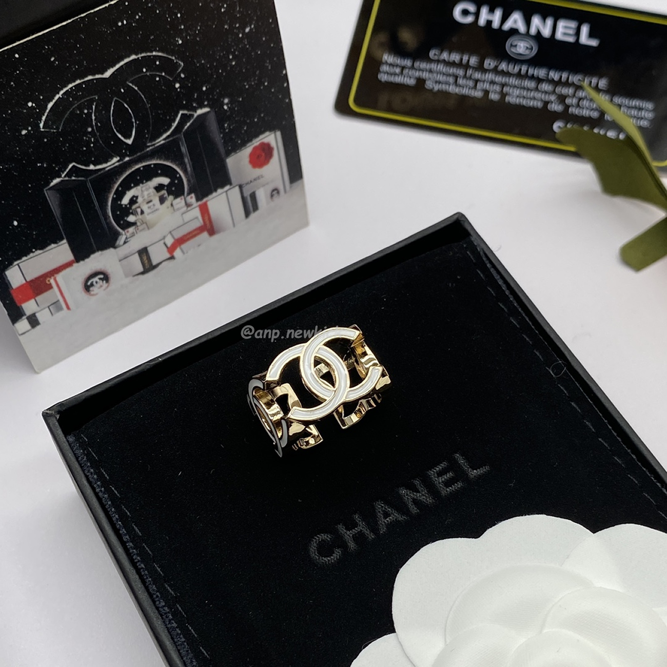 Chanel CC Gold ring