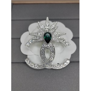 Chanel Clear Crystal And Emerald Crystal Brooch