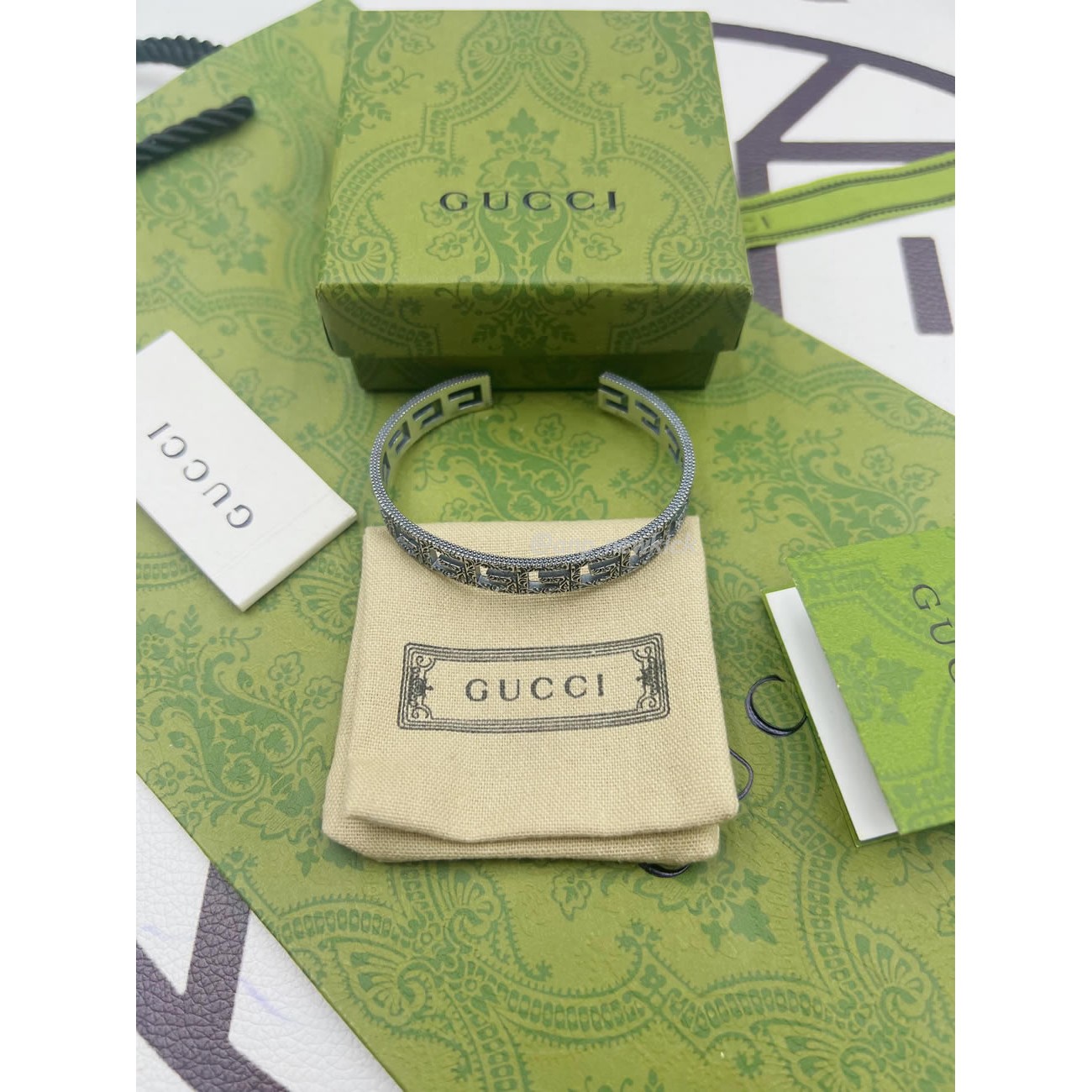 Gucci Bangle Square G Interlocking GB002B