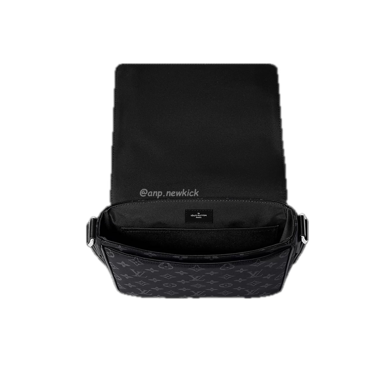 LOUIS VUITTON District PM Monogram Eclipse M46255