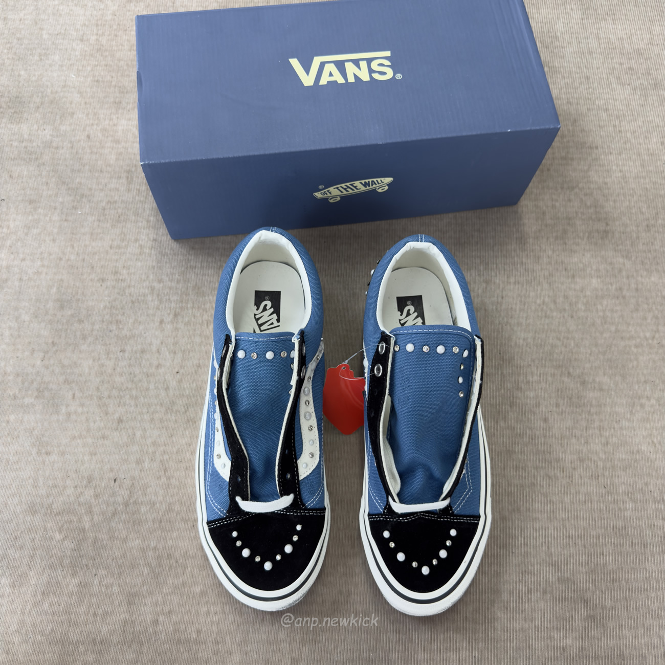Vans Old Skool 36 Pearlised Studded Sneakers