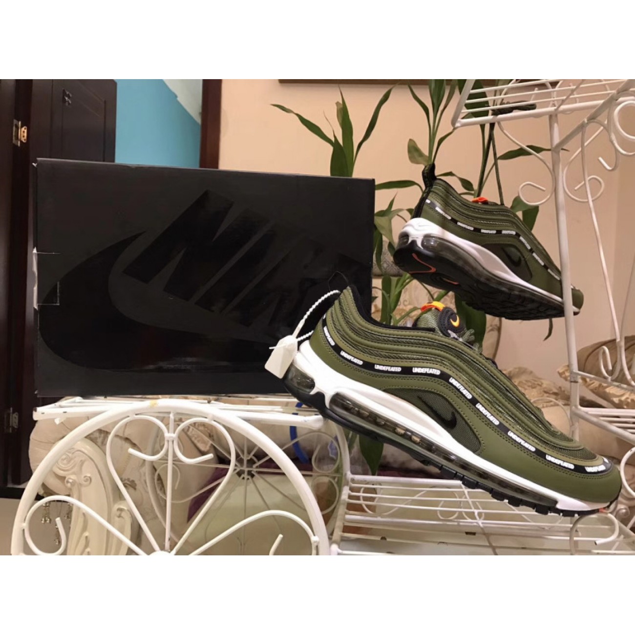 Nike Air Max 97 x Undefeated Green Bullet AJ1986-300