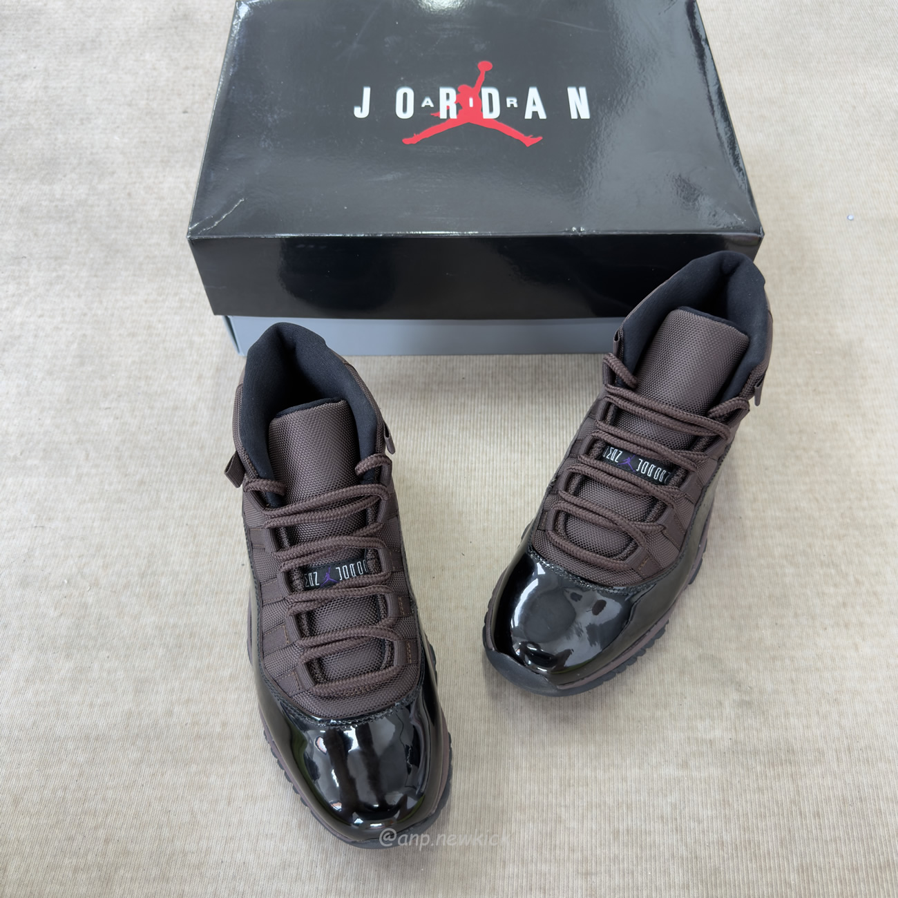 Air Jordan 11 Retro Black Chocolate Ct8012 200 (3) - www.newkick.vip Air Jordan 11 Retro Black Chocolate Ct8012 200 (3) - www.newkick.vip