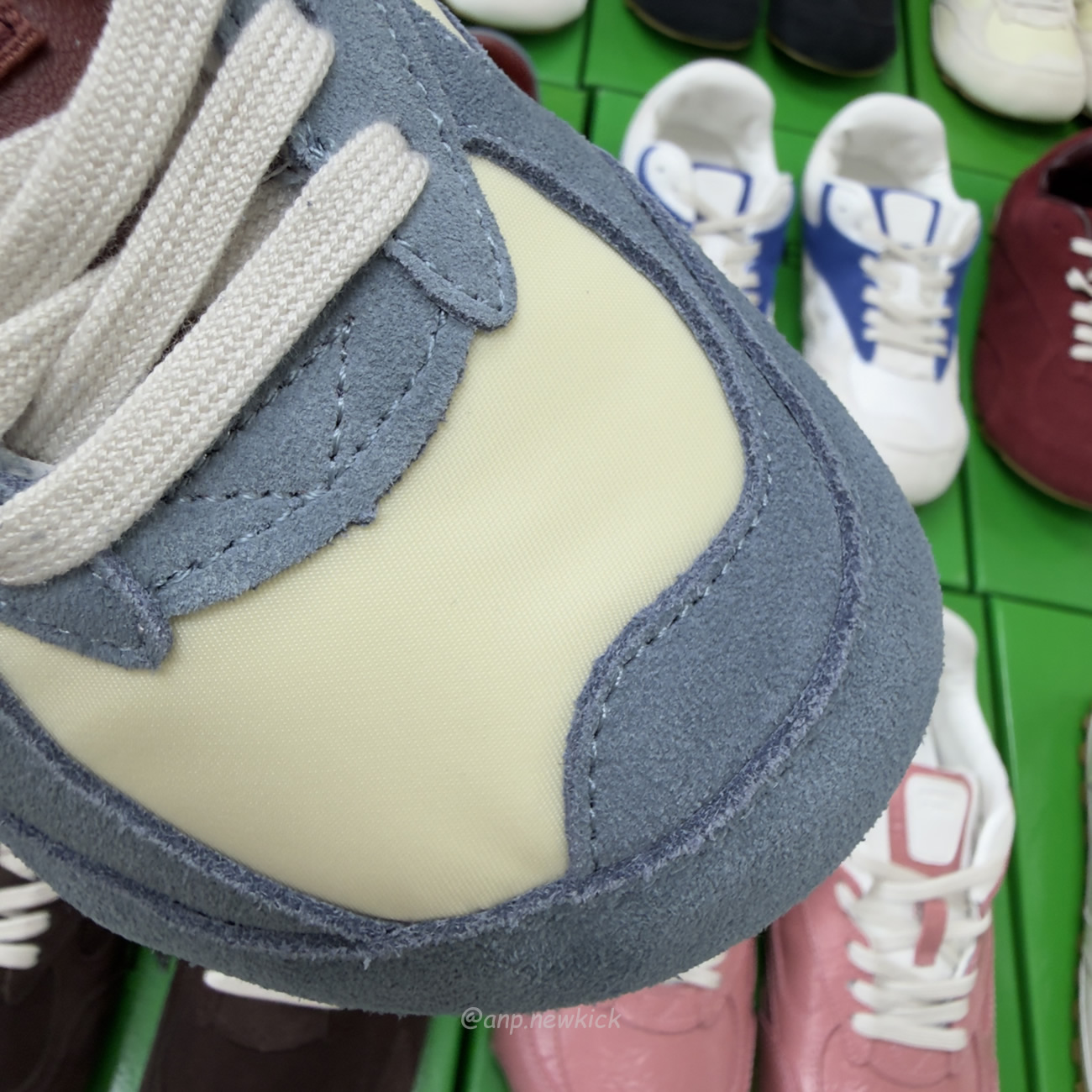 Bottega Veneta Orbit Flash (36) - www.newkick.vip Bottega Veneta Orbit Flash (36) - www.newkick.vip