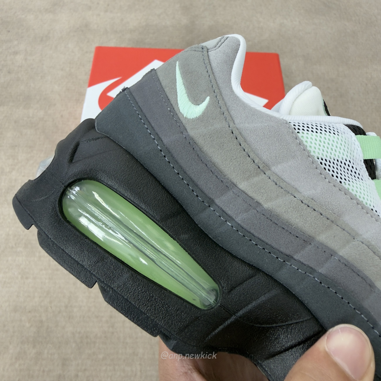 Nike Air Max 95 Og Big Bubble Fresh Mint Womens Hj5996 005 (10) - www.newkick.vip Nike Air Max 95 Og Big Bubble Fresh Mint Womens Hj5996 005 (10) - www.newkick.vip