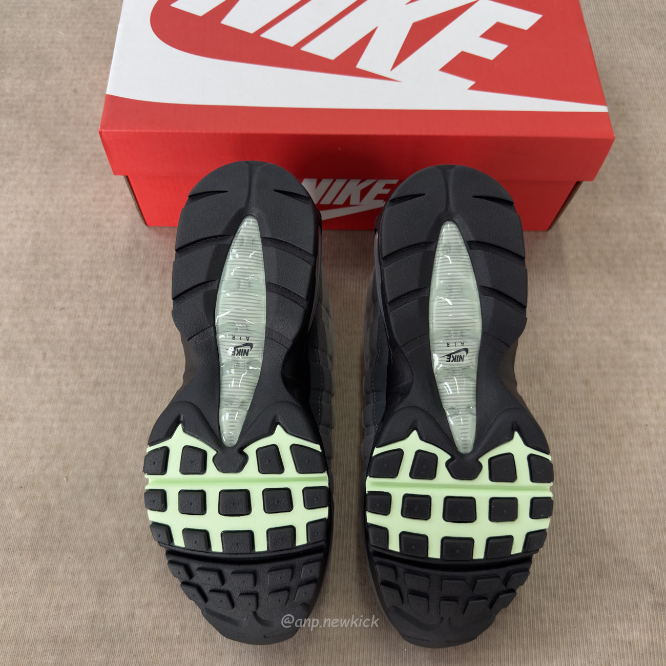 Nike Air Max 95 Og Big Bubble Fresh Mint Womens Hj5996 005 (3) - www.newkick.vip Nike Air Max 95 Og Big Bubble Fresh Mint Womens Hj5996 005 (3) - www.newkick.vip