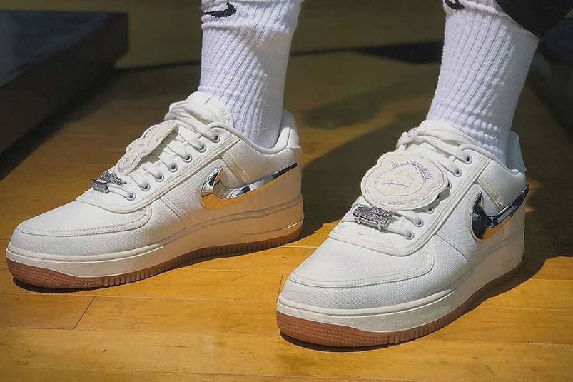 Travis Scott Nike Air Force 1 Low Sail On Feet Release Date For Sale Aq4211 101 (1) - www.newkick.vip