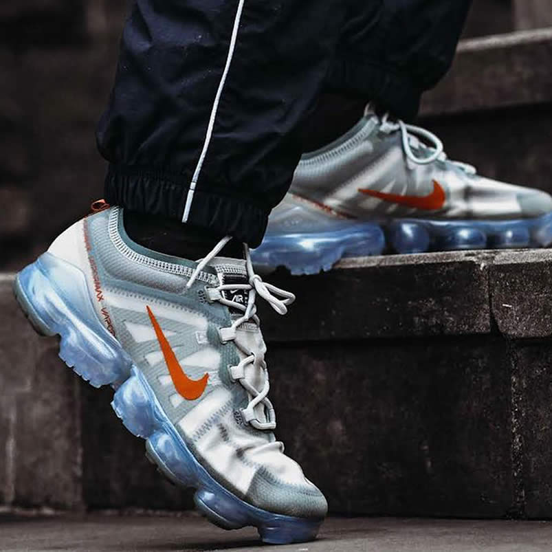 Latest Nike Vapormax 2019 Olive Light Vintage Lichen Orange Ar6631 300 On Feet (1) - www.newkick.vip