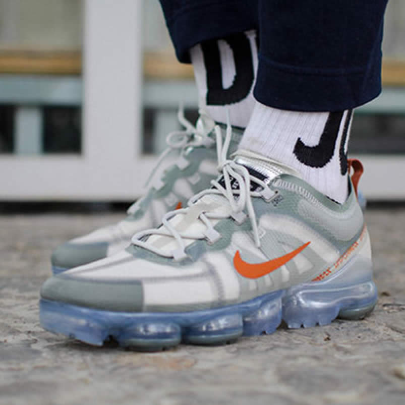 Latest Nike Vapormax 2019 Olive Light Vintage Lichen Orange Ar6631 300 On Feet (3) - www.newkick.vip