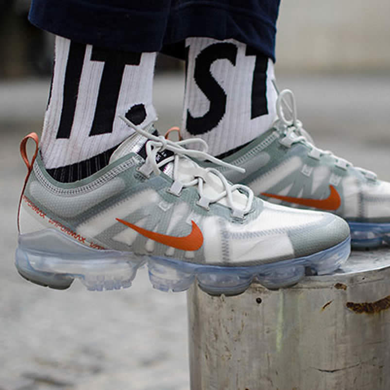 Latest Nike Vapormax 2019 Olive Light Vintage Lichen Orange Ar6631 300 On Feet (5) - www.newkick.vip