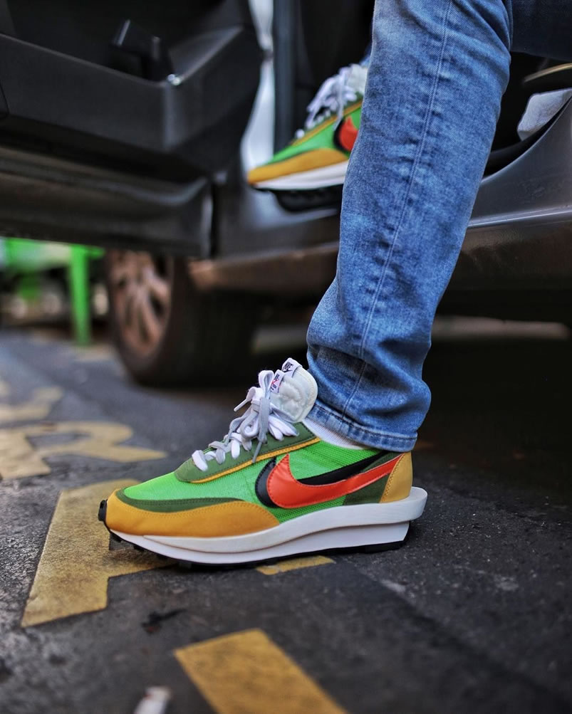 Sacai Nike Ldv Waffle Green On Feet Bv0073 300 (7) - www.newkick.vip Sacai Nike Ldv Waffle Green On Feet Bv0073 300 (7) - www.newkick.vip